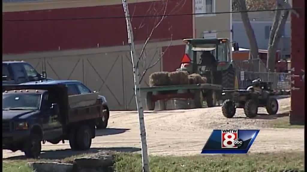 Photos More than 20 hurt in hayride accident