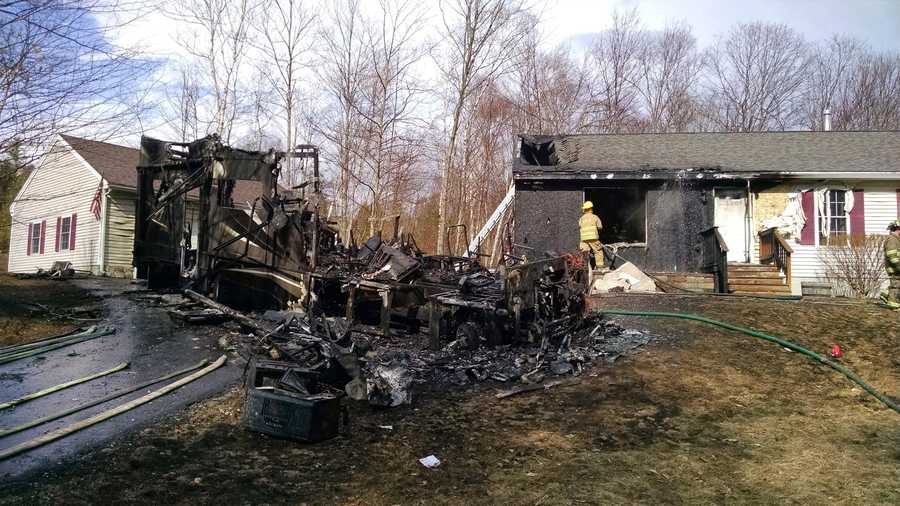 Motor home destroyed in Thornton fire