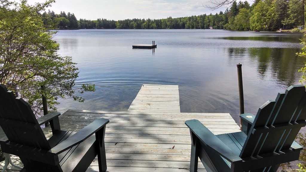 Summer Spots Compound on Tucker Pond