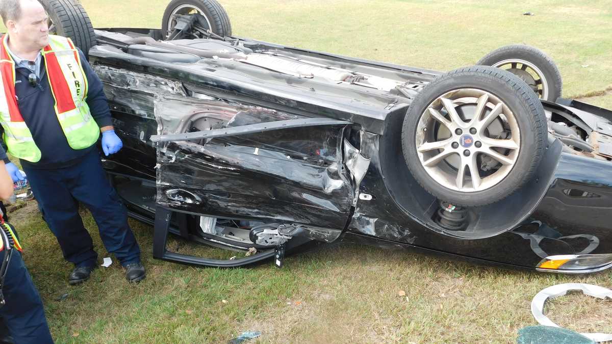 Rollover crash in Hudson sends 1 to hospital