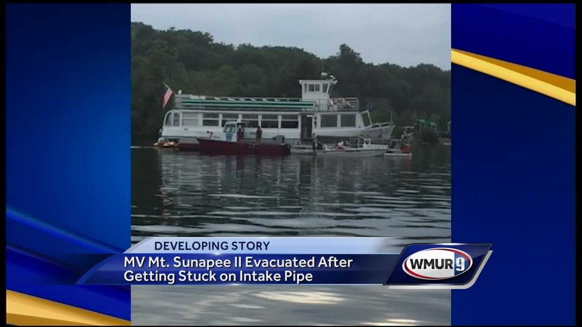 M V Mt Sunapee Runs Aground In Lake Sunapee