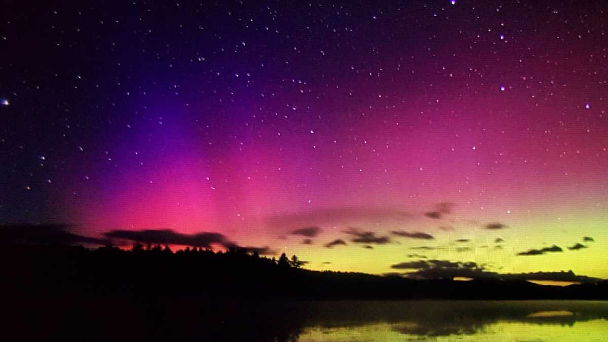 Stunning photos Northern Lights illuminate NH skies