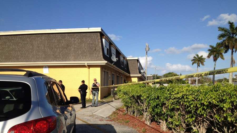 Police are investigating a shooting at the Sunset Place Apartments. (Terri Parker/WPBF)