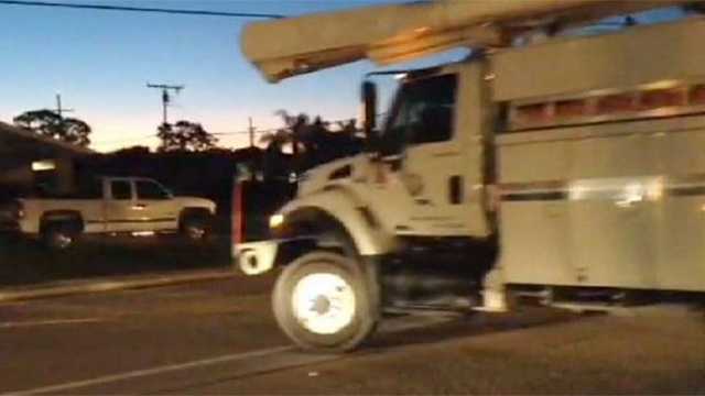 Florida Power and Light crews hit the road bright and early Monday, en route to the eastern seaboard to help with Hurricane Sandy.