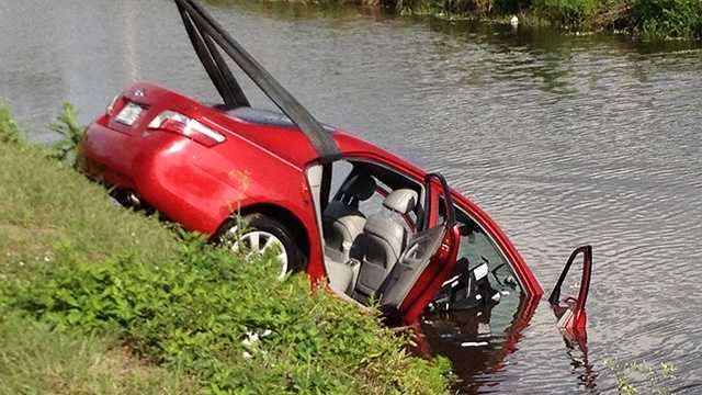 This car was pulled from a canal in Lake Worth on Monday morning. (Photo: Chris McGrath/WPBF)