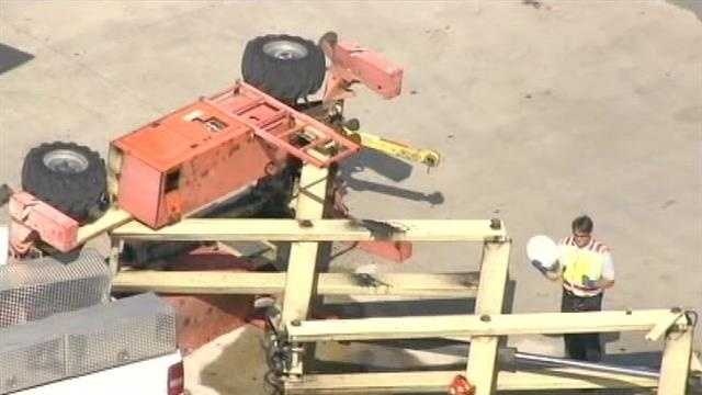 CMW's foot crushed in scissor lift accident