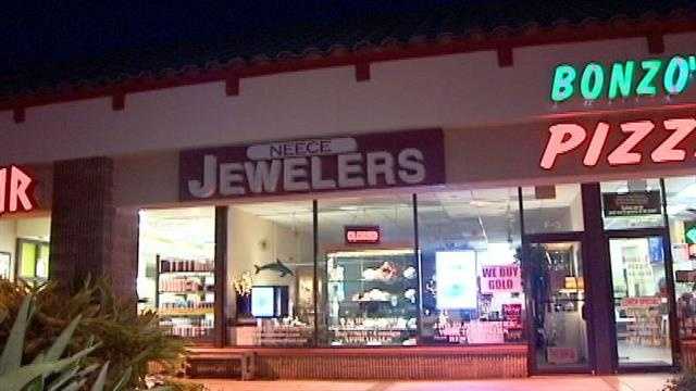 This jewelry store in Jupiter was robbed Saturday.