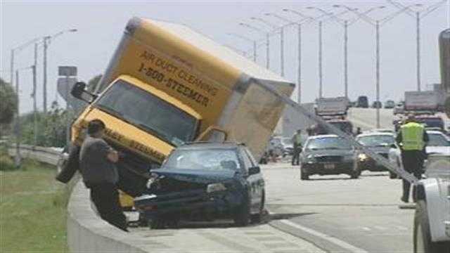 stanley steemer truck