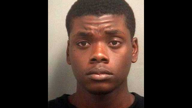 Man held on $200,000 bond after armed robbery in West Palm Beach