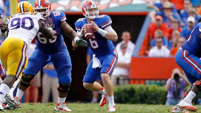 florida-gators-quarterback-jeff-driskel-florida-football-2014-kentucky-the-swamp-handoff