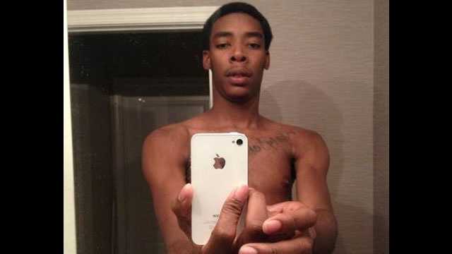 Jess Ewald turned himself in just a few days after taking this selfie with the iPhone investigators said he stole.