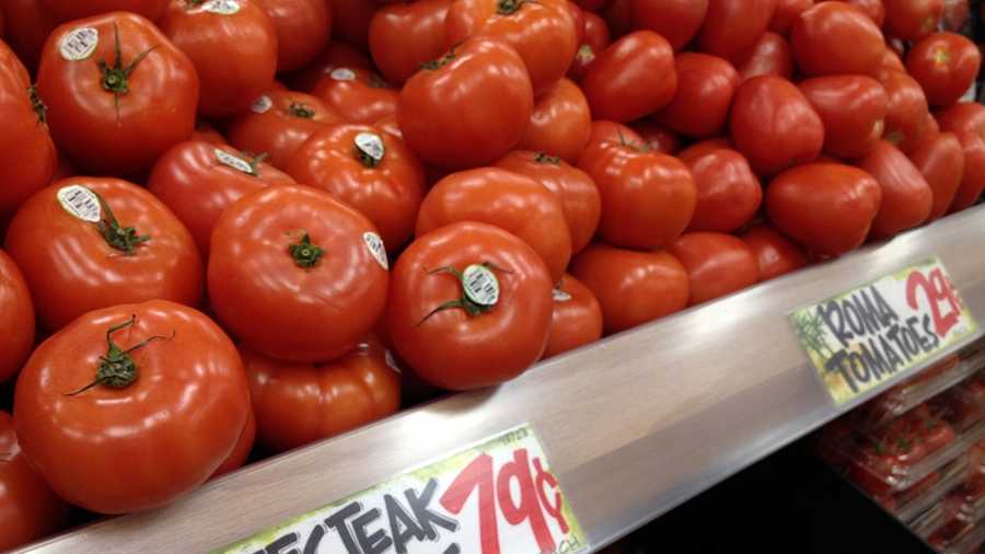 Organic Beefsteak Tomatoes at Trader Joe's: $.79/pound
