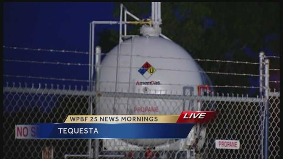 Tequesta officials are sharing concern over a 30 thousand gallon propane tank that is sandwiched between railroad tracks and homes. The mayor is reportedly telling The Palm Beach Post that her top priority is to get the tank removed.