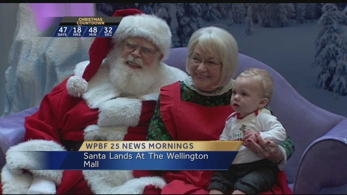 Santa arrives at Wellington Mall