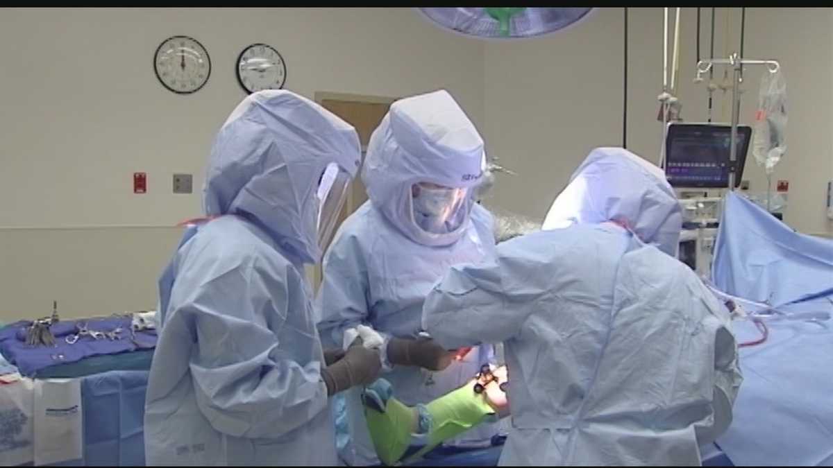 Makoplasty Meet new robot taking over knee replacement