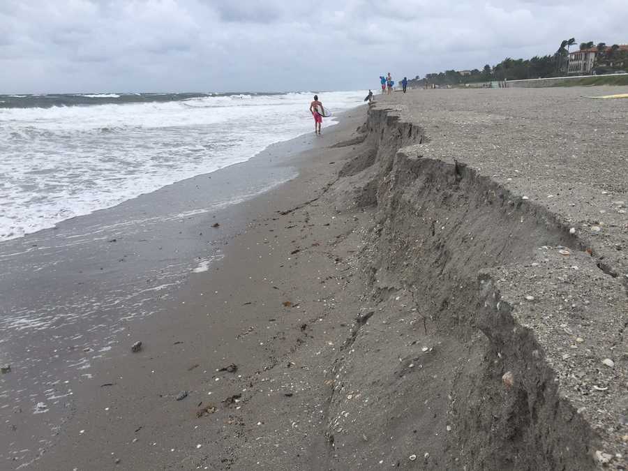 storm-causes-beach-erosion-in-palm-beach