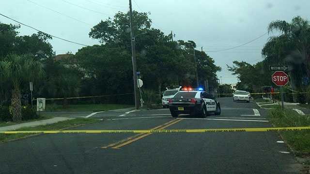 Police investigating shooting in West Palm Beach