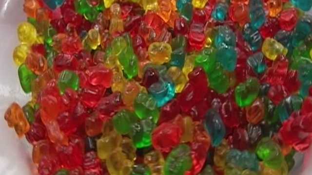 School teams up with candy store to help students learn