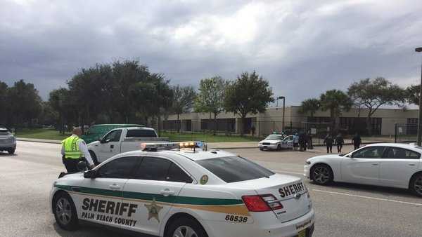 All-clear given at Wellington HS after bomb threat