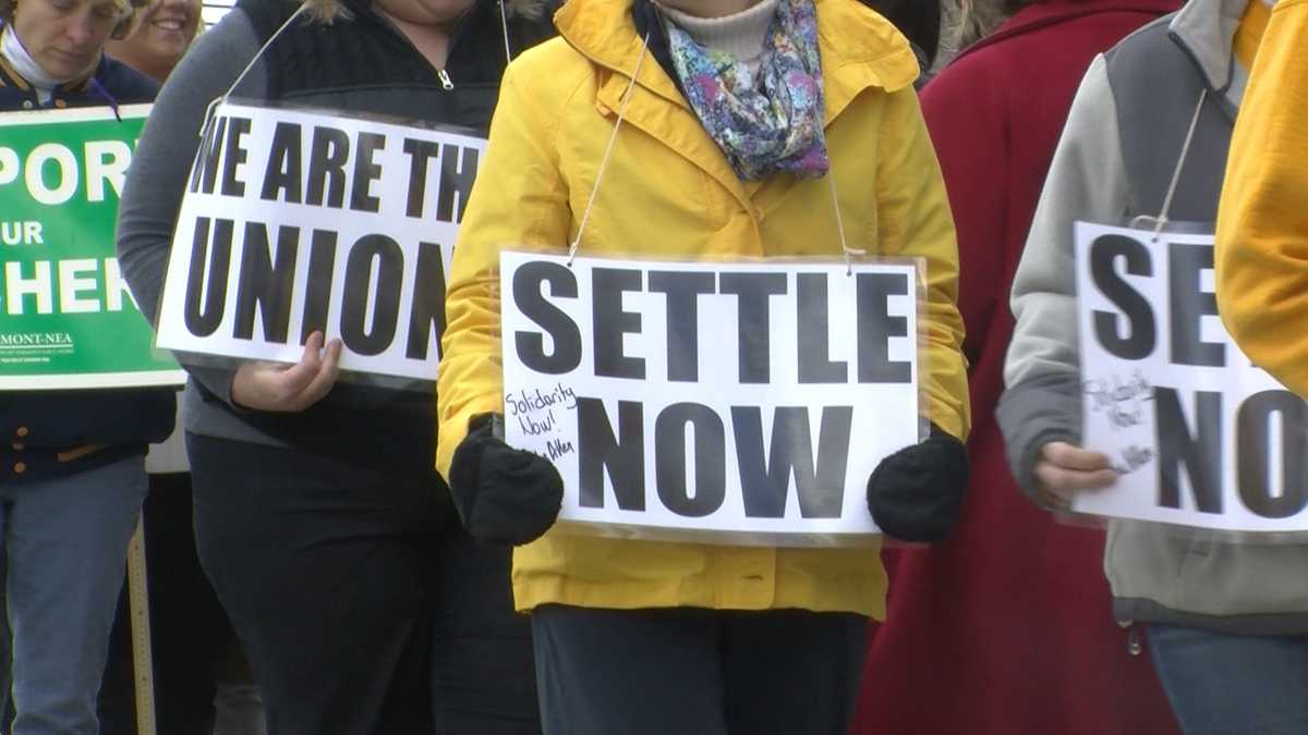 80 Vt. teachers strike, schools closed