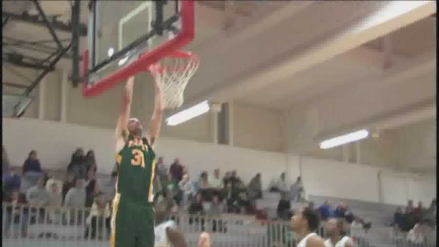 Vermont men's basketball gets first road, conference wins of the year, Moriah beats seton.
