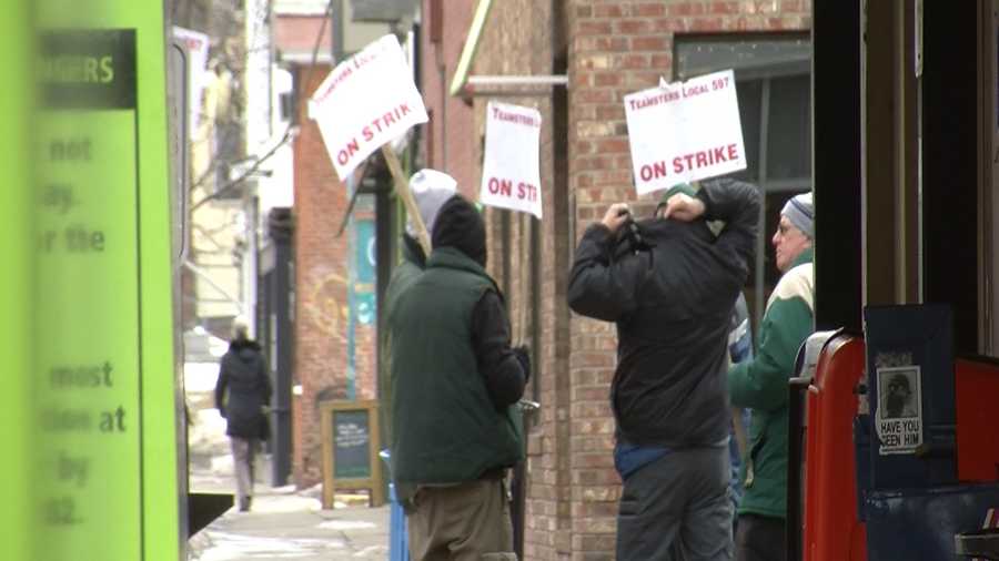 After a full week of no buses in Chittenden County, a mediated meeting is planned for this weekend between union drivers and CCTA management.