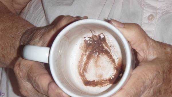 A woman in Metairie said her elderly mother is hoping to sell a mug with, what she said, is an image of angel she saw after drinking a cup of hot chocolate.