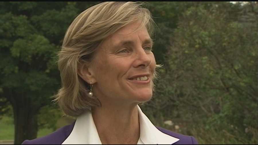 Vermont Secretary of Transportation Sue Minter will resign Friday to pursue the democratic nomination for governor in 2016, the fifth major party candidate to enter the race.
