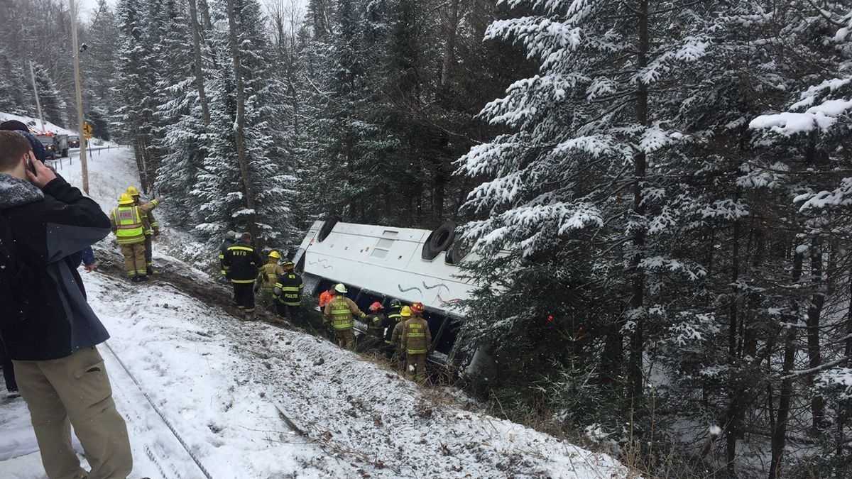 20 passengers injured when bus overturns down embankment in Minerva