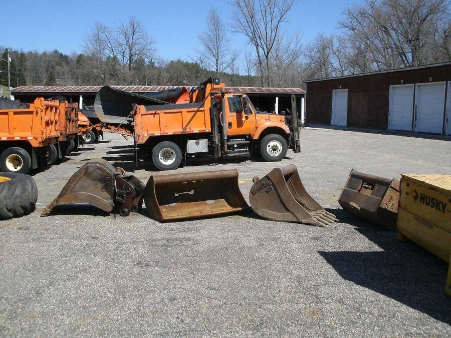 Auction Vermont surplus items available