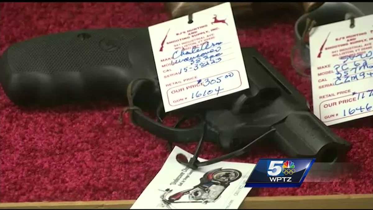 Gun dealers seek access to stolengun database