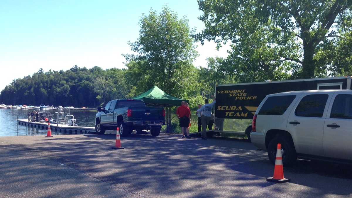 Photos Search for missing boater in Malletts Bay