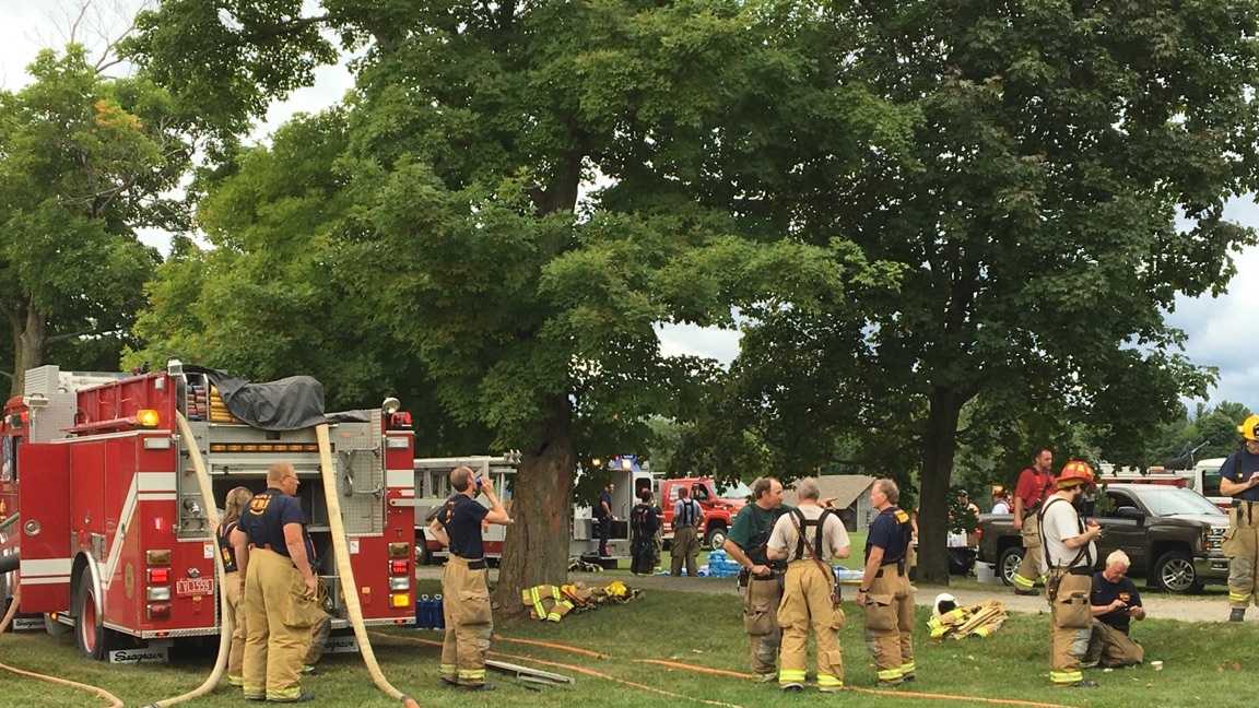 Shelburne Old Barn Fire photos