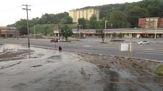 Water main break impacts McKnight Road in North Hills