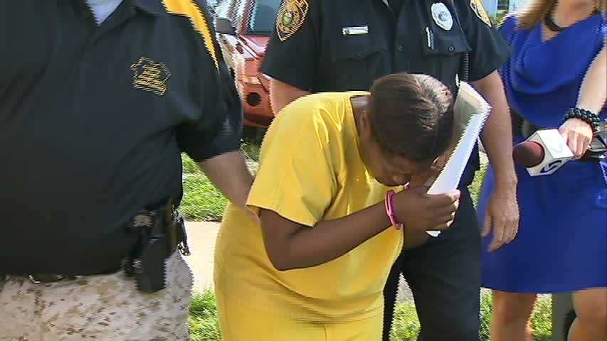 Woman who snatched baby with fake photo story sent to prison