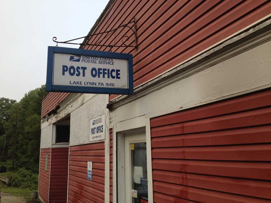 Slideshow Fire destroys home