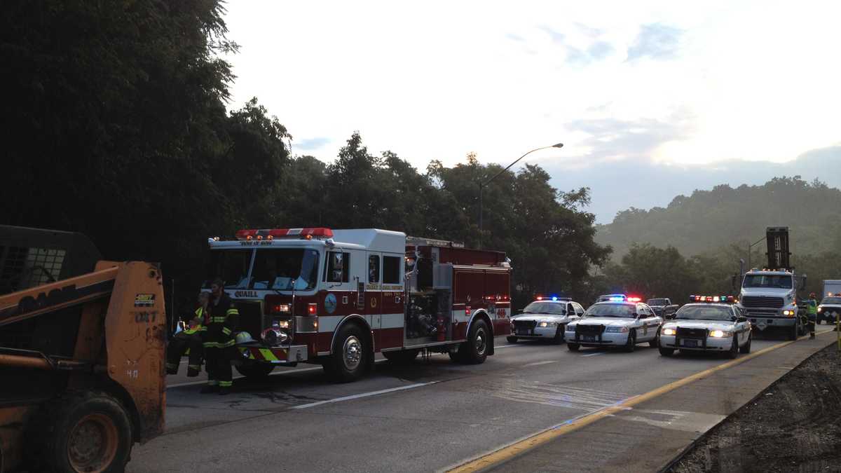 Mail truck catches fire on I279