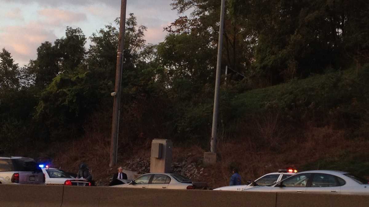Multi-car crash on parkway snarls morning rush
