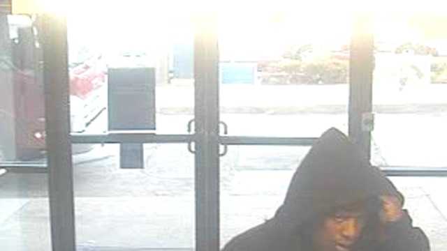 In photos: Robbery at Fifth Third Bank