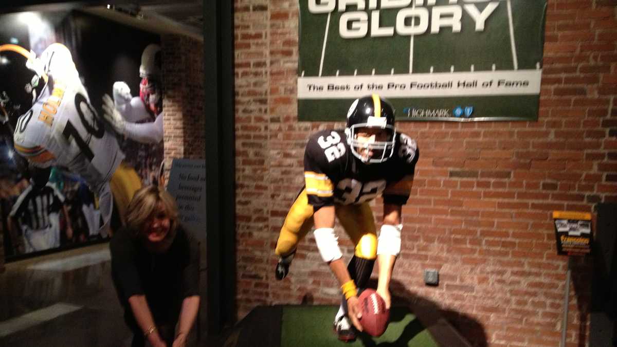 Gridiron Glory The Best of the Pro Football Hall of Fame Exhibit