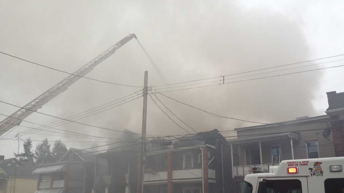 Photos Fire spreads to homes in Ambridge