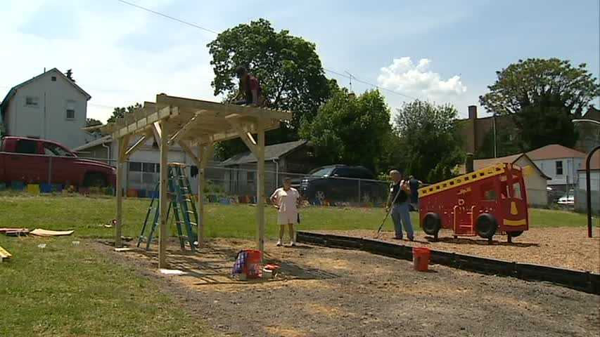 Photos Volunteers Build Playground In One Day