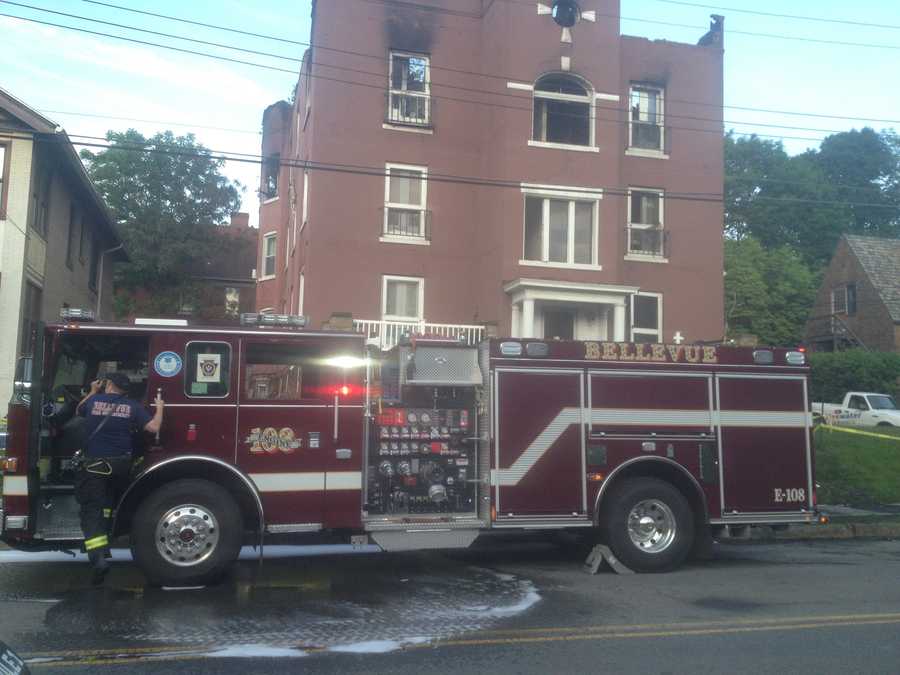 Photos Fire breaks out at Bellevue apartment building