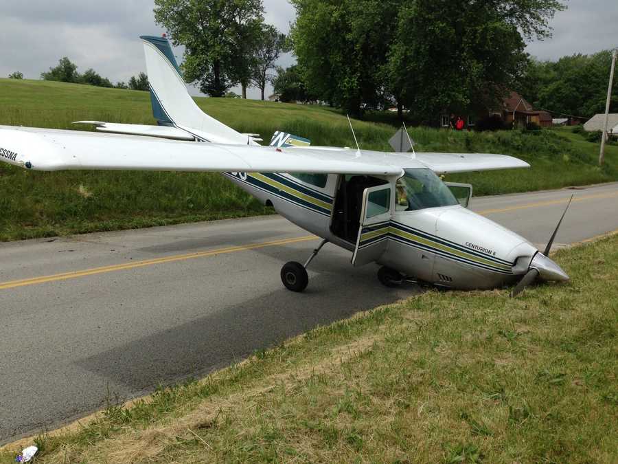 Photos Small plane goes off runway at Pittsburgh Monroeville Airport