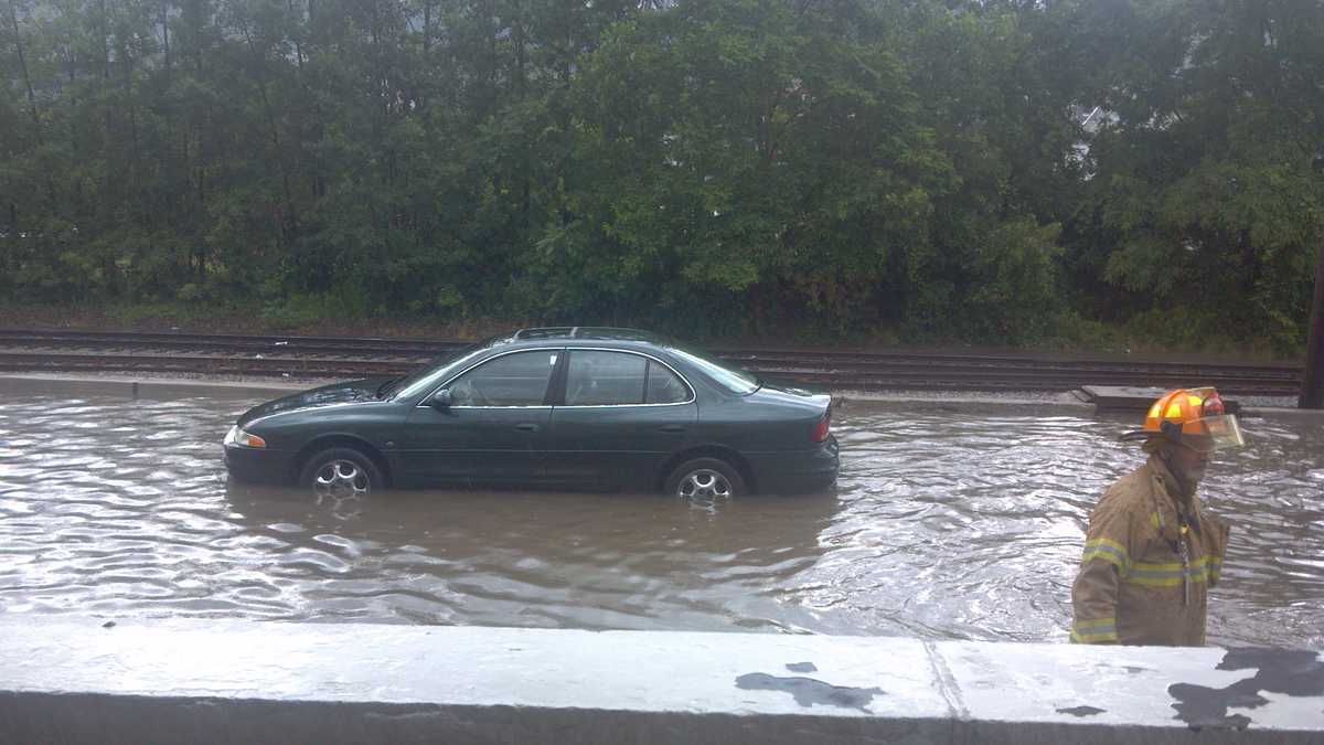 Photos Flash flooding strands cars in New Kensington