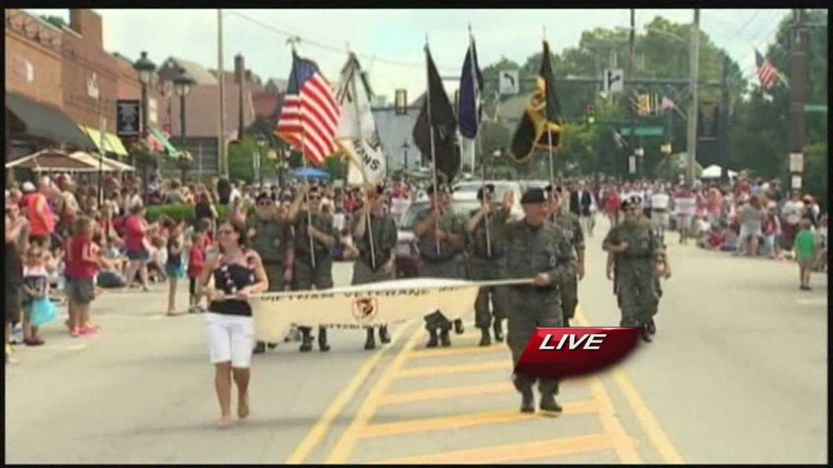 Brentwood July 4th parade recognizes heroes