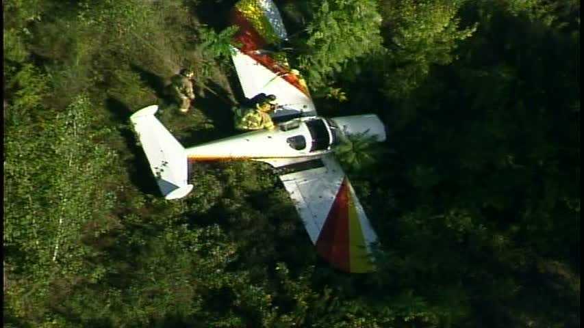 Photos: Small plane makes crash landing near Beaver County Airport