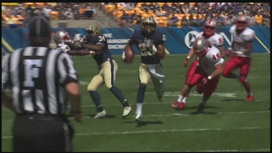 Freshman Tyler Boyd led the Pitt Panthers with 195 total yards and two touchdowns against New Mexico.