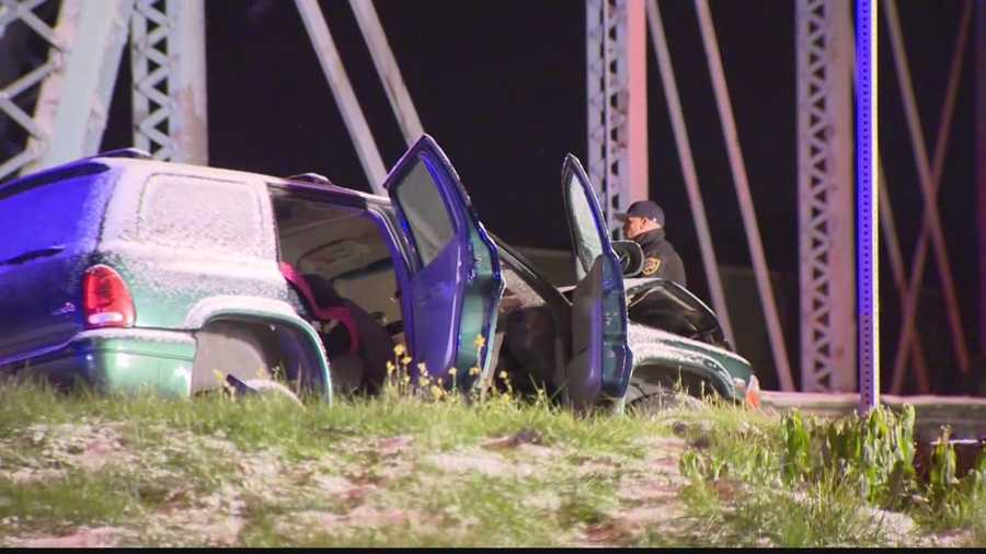 Photos McKeesportDuquesne Bridge crash