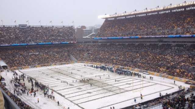 Heinz Field is a Winter Wonderland! ❄️ - Pittsburgh Steelers